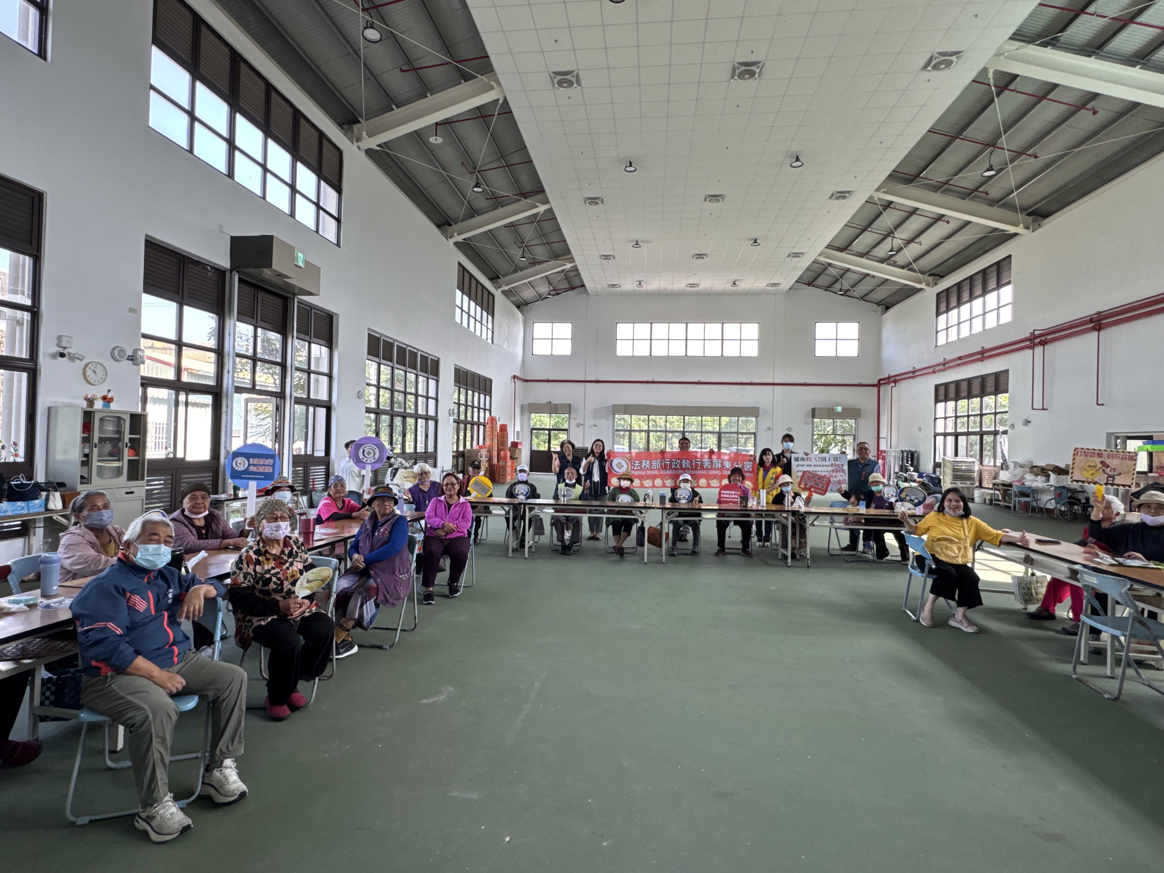 柯分署長深入偏鄉，與長者面對面分享防詐重點